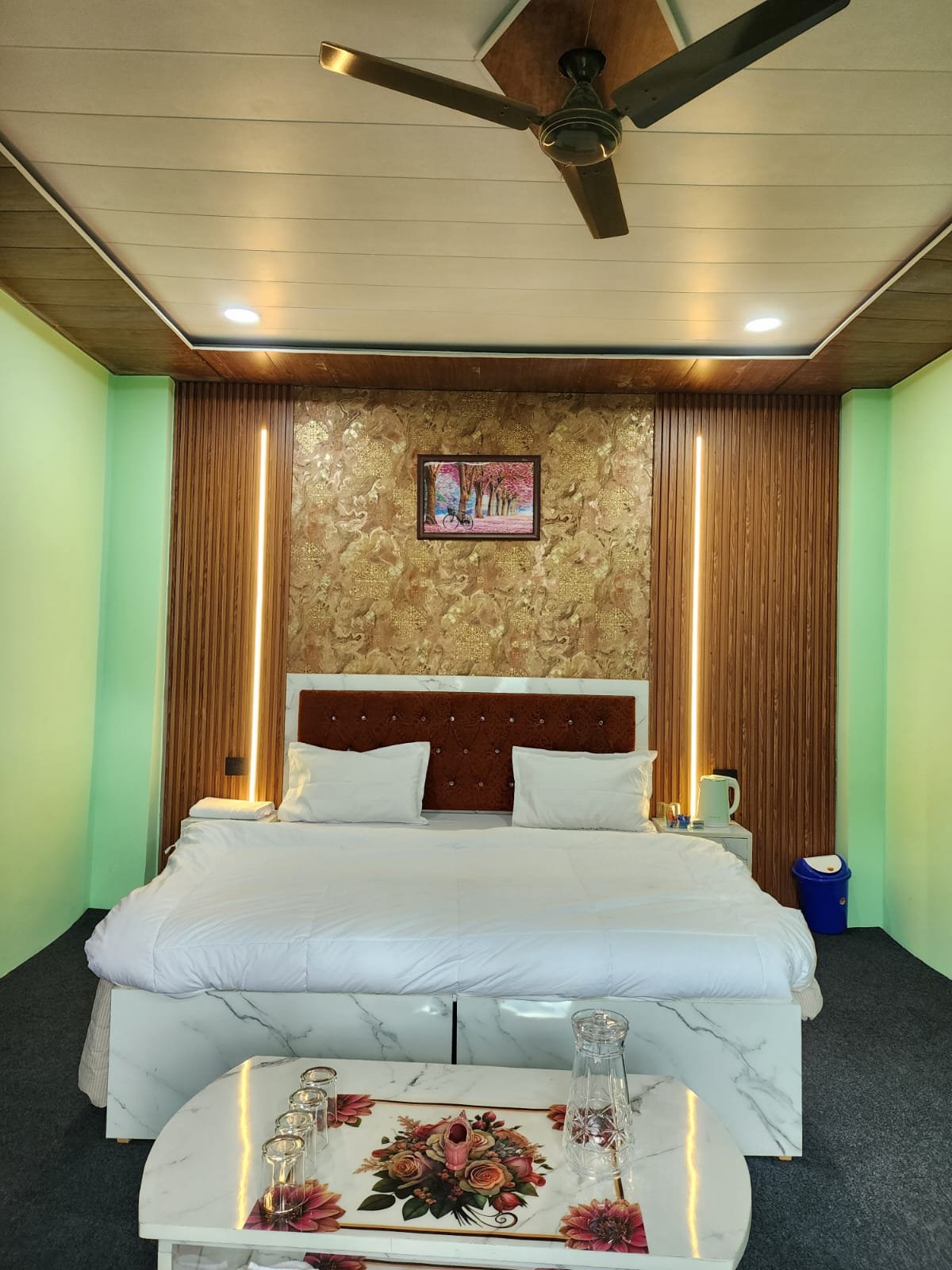 Deluxe room at Riverside Royale Kargil